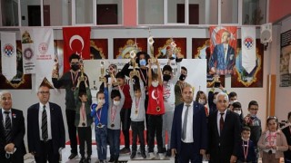 Büyükşehir’in düzenlediği satranç turnuvası sona erdi