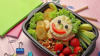 Salgın Devam Ederken Okul Çağı Çocuklarında Beslenme Düzeni İçin Öneriler