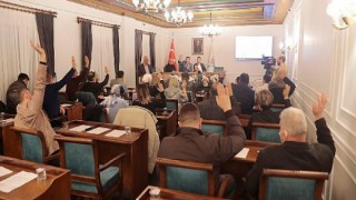 Belediye Meclisi’nde alınan kararla Gülbahçe Parkı’nın ismi Tarık Kesekçi Parkı olarak değiştirildi