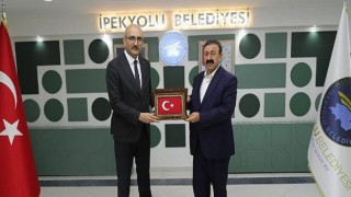 Bem-Bir-Sen ile İpekyolu Belediyesi Arasında Sosyal Denge Sözleşmesi İmzalandı