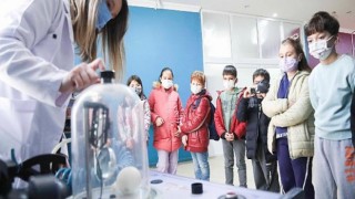 Çocuklar Aydın Büyükşehir Belediyesi Bilim ve Deney Evi’nde Yeni Keşiflere Çıkıyor