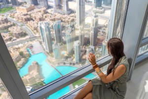 Yeni Kampanyasıyla Bu Kış Dubai'nin İkonik Cazibe Merkezlerinde Emirates’in Misafiri Olun, Keyifli Anlar Yaşayın