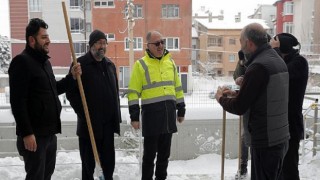 Başkan Bilgin Kar Temizleme Çalışmalarını Sahada Takip Etti