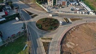 İzmit Hayrettin Uzun Caddesi’nde kavşak tamamlandı