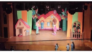 Niloya ve Arkadaşları Şehrine Geliyor