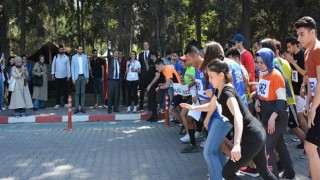 Türk Dünyası Bahar Şenliği Koşusu dostluk ve rekabete sahne oldu