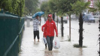 Kızılay Batı Karadenizdeki Sel Felaketine Müdahale Etmek İçin Sahaya İntikal Etti