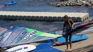 Alaçatı’da Dünya Surf Şampiyonası heyecanı büyük bir coşkuyla devam ediyor