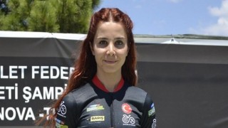 Azize Bekar, 2022 yılında 7 Türkiye Şampiyonluğu Kazandı