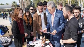 Ege Üniversitesinde 84 öğrenci topluluğu yeni Egelileri bekliyor