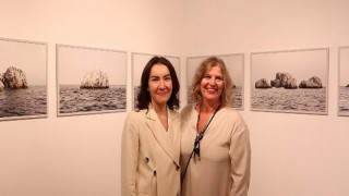 Christina Dimitriadis’in “İsland Hoping” Başlıklı Fotoğraf Sergisi Akaretler’de Açıldı