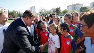 Karşıyaka Belediyesi’nden amatör spor kulüplerine destek