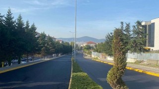 Yüzbaşılar Kavşağı yan yollarda asfalt tamam