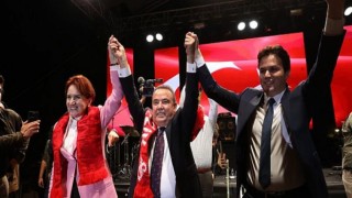 İYİ Parti Genel Başkanı Akşener’den Başkan Böcek ve Başkan Kocakaya’ya övgü