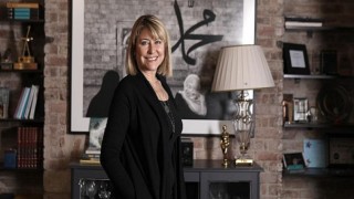 Elif Dağdeviren’in “Metaverse; Sen mi Büyüksün Biz mi?!” isimli stand-up gösterisiyle 23 Kasım Çarşamba günü BKM Mutfak Uniq’te olacak