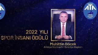 Antalya Büyükşehir Belediye Başkanı Muhittin Böcek 2022 Yılı Spor İnsanı Ödülü'ne layık görüldü