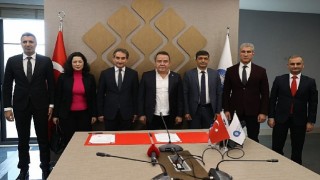Antalya Büyükşehir Belediyesi'nden çalışanlara 30 bin TL promosyon