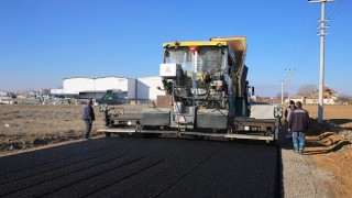 Asfalt ve Kaldırım Çalışmaları Devam Ediyor