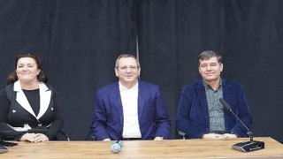 Ayvalık Belediye Başkanı Mesut Ergin Ayvalıklı Muhtarların Yeni Yılını Kutladı