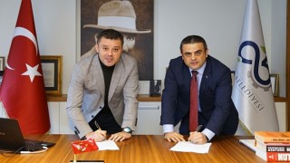 Başkan Sarıkurt'tan Çalışanlara Yeni Yıl Müjdesi