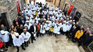 Büyükşehir'den kestane, mısır ve çiçek satıcıları için tek tip düzenleme