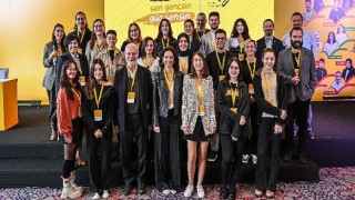 Eti’nin ‘Sen Gençsin, Güç Sensin’ Projesi gençlerin hayallerini desteklemeye devam ediyor