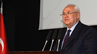 Karabağlar Belediye Başkanı Muhittin Selvitopu, meclis üyeleri ve çalışanlar yeni yılı birlikte karşıladı.