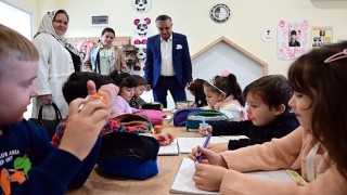 Minikler yeni yıl pastalarını yaptı