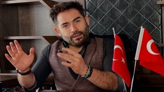 Ünlü Türk Kuaför Ali Akduru tüm dünyada başarısıyla ses getirmeye devam ediyor