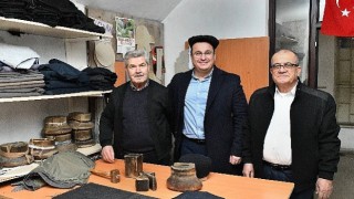 53 Yıldır Hazır Giyime Meydan Okuyarak Şapka Üretiyor