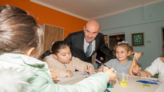 Başkan Soyer Gürçeşme'de yatırımları inceledi