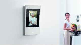 Classe 300 EOS ile evinizle her daim iletişimde kalın!