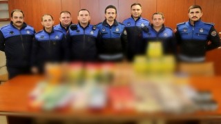 Gölcük Zabıtası Tarihi Geçmiş Ürünlere El Koydu