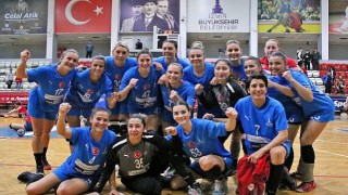 İzmir ekibinde hedef çeyrek final