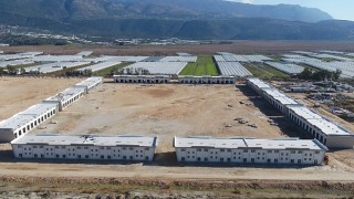 Kınık Toptancı Hali Projesi inşaatı yarıyı geçti