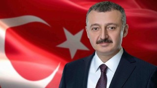 Kocaeli Büyükşehir Belediye Başkanı Tahir Büyükakın Çalışan Gazeteciler Gününü kutladı