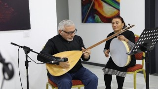 Neşet Ertaş'ın Unutulmaz Eserleri 5 Çayında seslendirildi