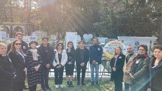 Türk Eğitim Vakfı Bağışçısı, Türk Sanat Müziği Bilimcisi Ahmet Adnan Saygun Mezarı Başında Anıldı