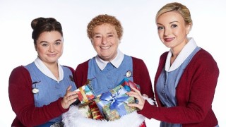 Yürek Isıtan Dönem Dizisi Ebeyi Arayın'dan Yeni Yıl Özel Bölümü