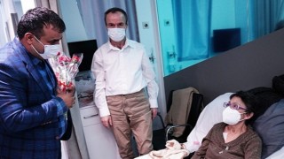 Beylikdüzü Belediyesi Kanser Tedavisi Gören Hastaları Ziyaret Etti