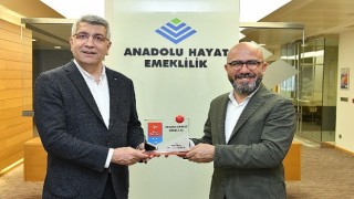 Anadolu Hayat Emeklilik Hayat Sigortacılığı ve Bireysel Emeklilik Sektöründe En Mutlu İş Yeri oldu