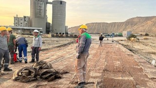 Türkçimento Azerbeycana beton yol uygulamaları konusunda destek veriyor 