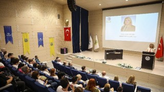 Buca Belediyesi, dünya gençlerine ev sahipliği yapıyor