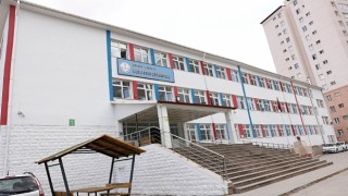 Çankayadaki 23 ilkokul, ortaokul ve lisenin boya ve tadilatı Çankaya Belediyesinden