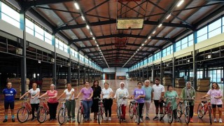 Kadınlara özel bisiklet eğitimi 