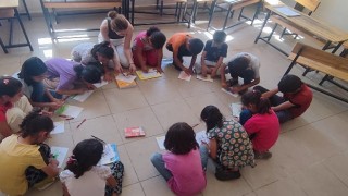 KODA, afetin 6. ayında köyde daha iyi eğitimin altını çiziyor