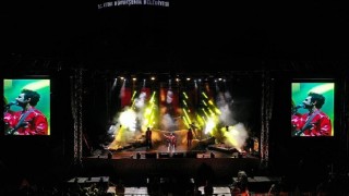 Aydın büyükşehir Belediyesi;nden muhteşem 100. Yıl konseri