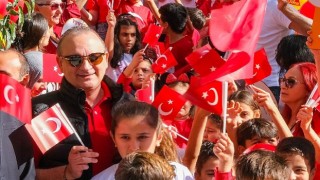 Cumhuriyetin yüzleri 29 ekimi coşkuyla kutladı