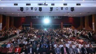 Deülü genç denizciler yeminlerini etti