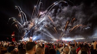 İzmir Cumhuriyet kutlamalarıyla adını tarihe yazdı